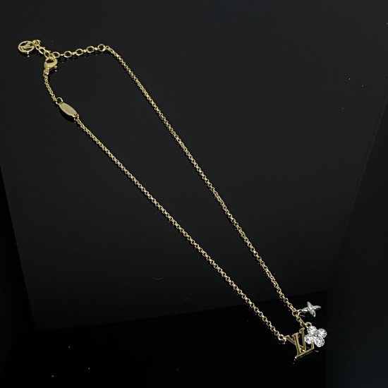 LV Diamond Inlaid Letter Necklace