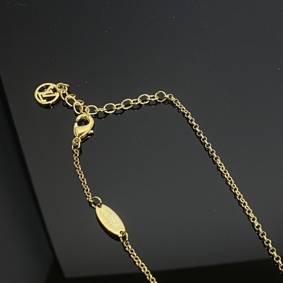 LV Diamond Inlaid Letter Necklace