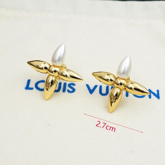 LV Pointed Petal Earrings