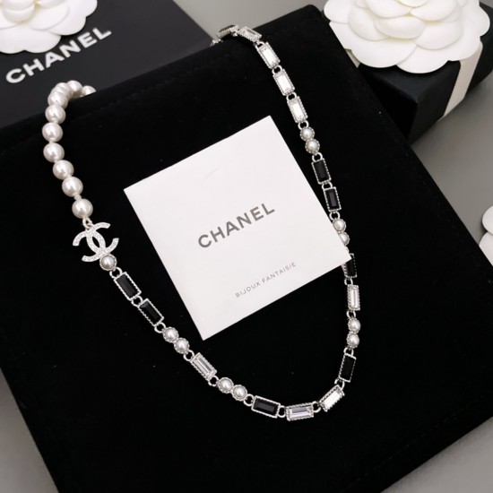 Chanel Elongated Diamond Pearl Collar