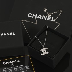 Chanel CC MMinimalist Necklace