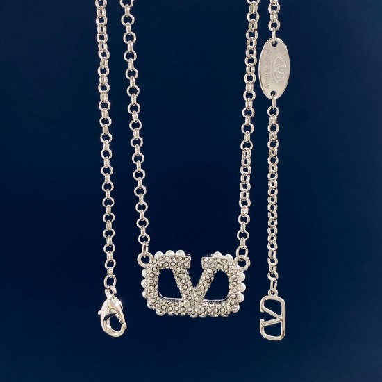 Valentino Necklace/Bracelet 2in1 Set