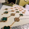 Van Cleef & Arpels Clover Flower Green Bracelet