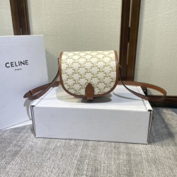 CELINE MEDIUM FOLCO BAG IN TRIOMPHE CANVAS AND CALFSKINTAN