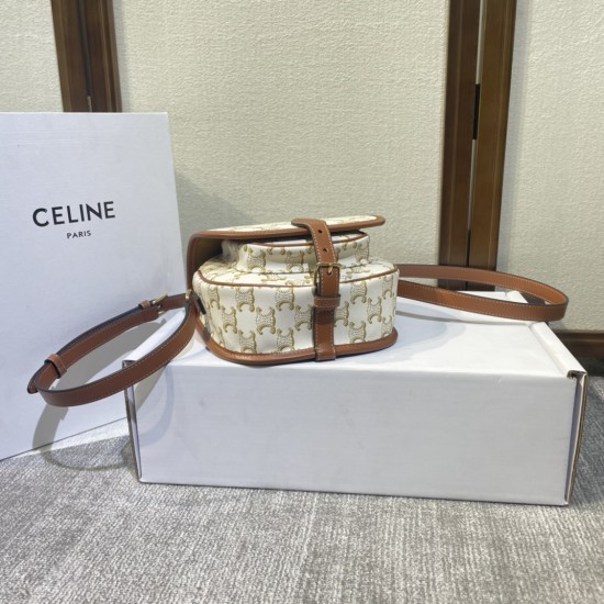 CELINE MEDIUM FOLCO BAG IN TRIOMPHE CANVAS AND CALFSKINTAN