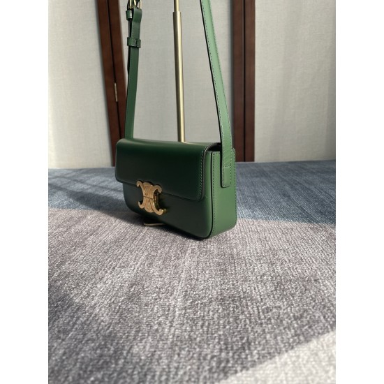 CELINE TRIOMPHE SHOULDER BAG