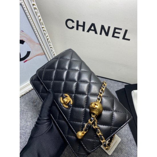 CHANEL WALLET ON CHAIN