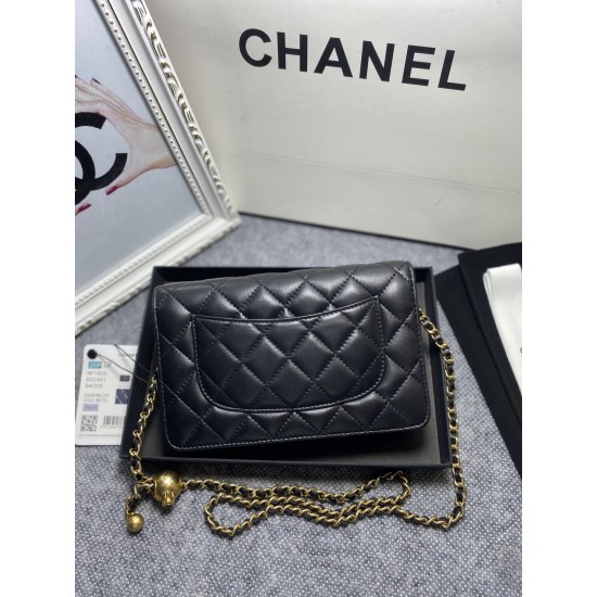 CHANEL WALLET ON CHAIN