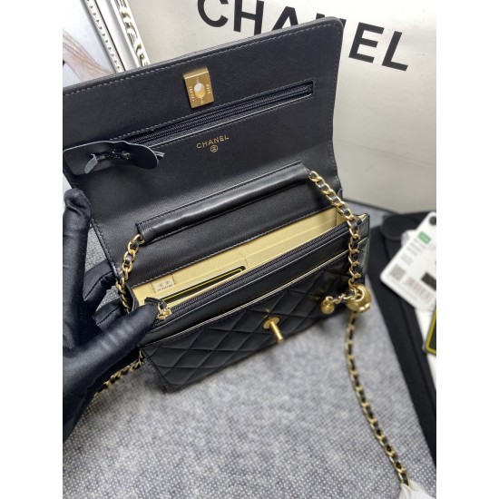 CHANEL WALLET ON CHAIN