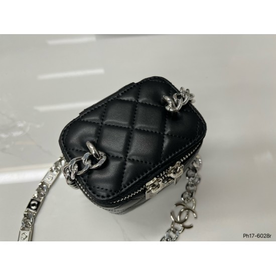 CHANEL CASUAL STYLE PLAIN LEATHER PARTY STYLE ELEGANT STYLE