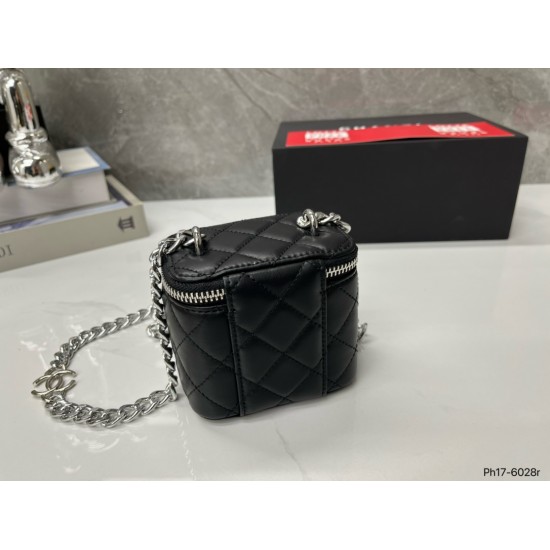 CHANEL CASUAL STYLE PLAIN LEATHER PARTY STYLE ELEGANT STYLE