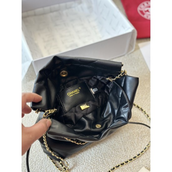 CHANEL 22 MINI HANDBAG