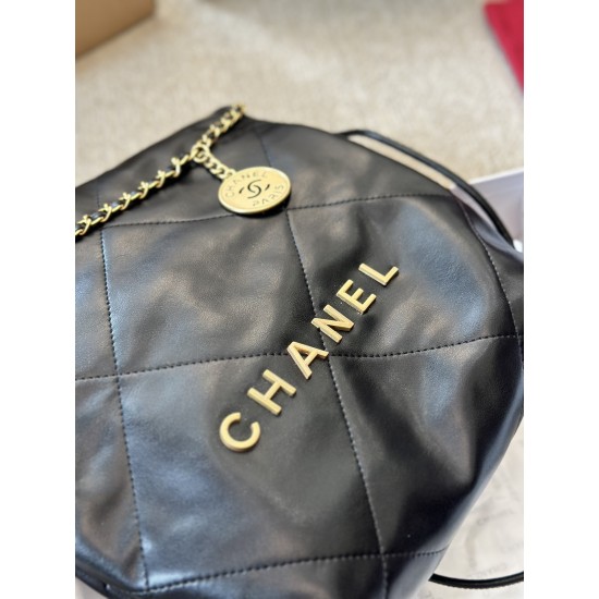 CHANEL 22 MINI HANDBAG