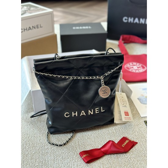 CHANEL 22 MINI HANDBAG