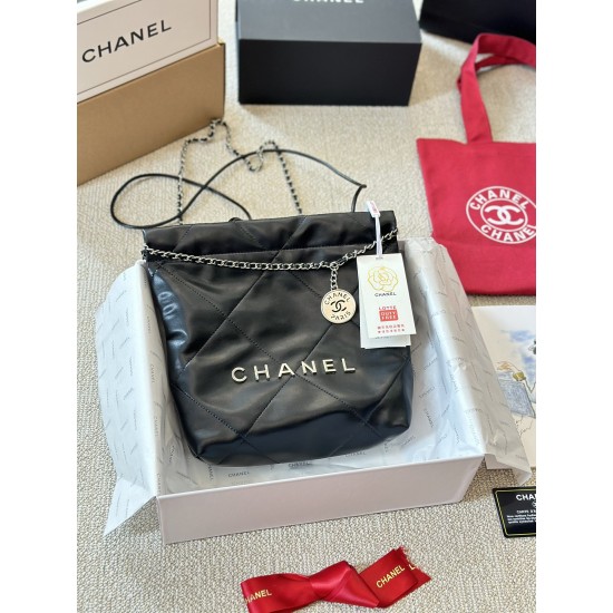 CHANEL 22 MINI HANDBAG