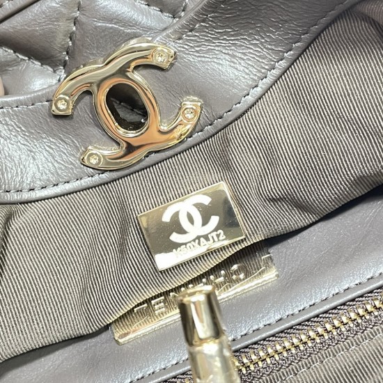 CHANEL 31 MINI SHOPPING BAG IN SHINY CRUMPLED CALFSKIN WITH GOLD-TONE METAL BLACK