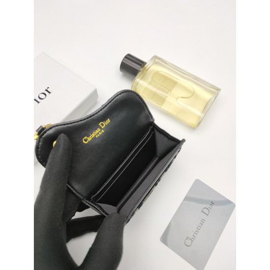 DIOR SADDLE FLAP CARD HOLDER