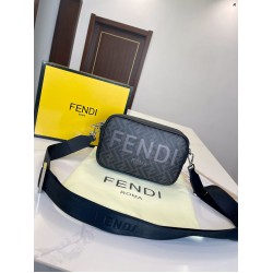 FENDI ROMA CAMERA CASE LEATHER BAG