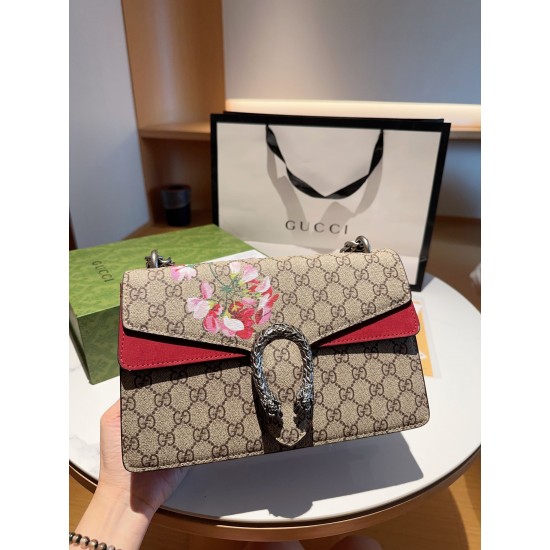 GUCCI DIONYSUS SMALL GG SHOULDER BAG