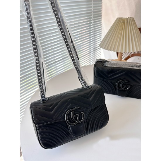 GUCCI GG MARMONT MINI BAG