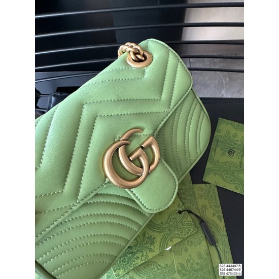 GUCCI GG MARMONT SUPER MINI BAG