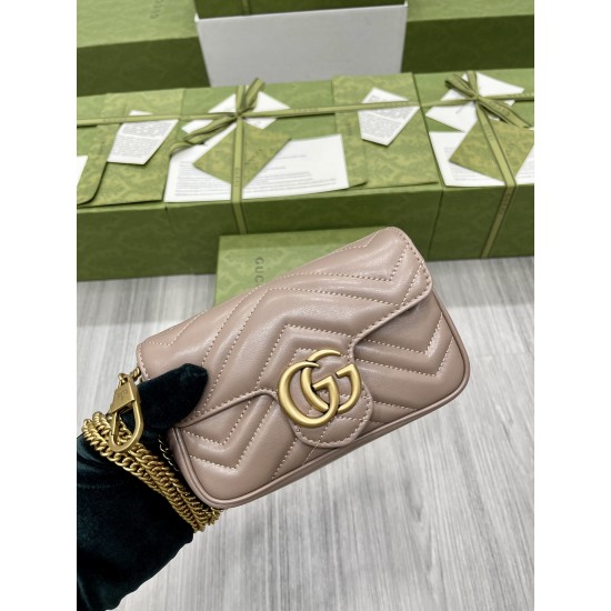 GUCCI GG MARMONT SUPER MINI BAG