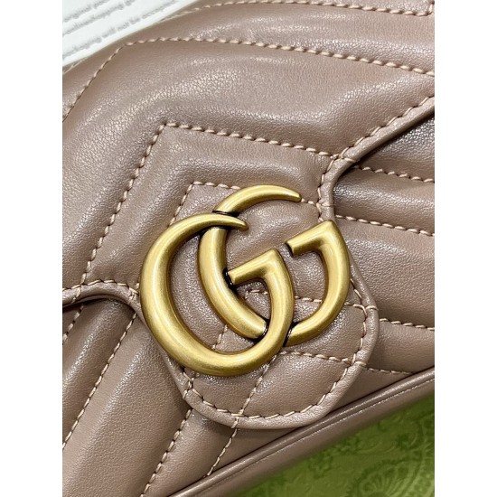 GUCCI GG MARMONT SUPER MINI BAG