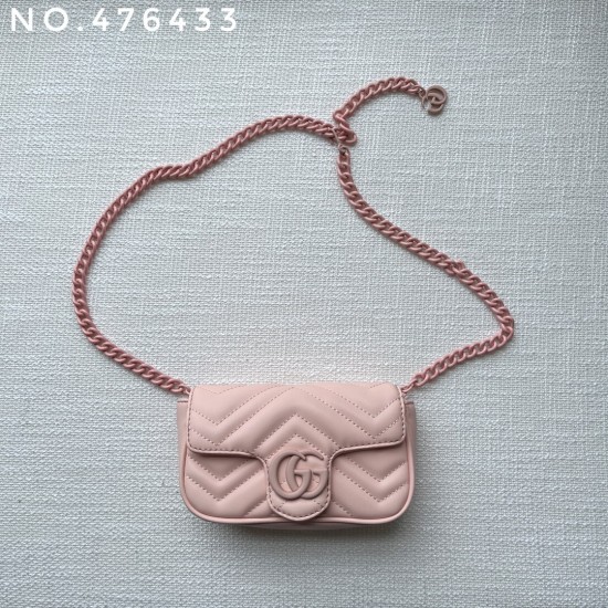 GUCCI GG MARMONT SUPER MINI BAG