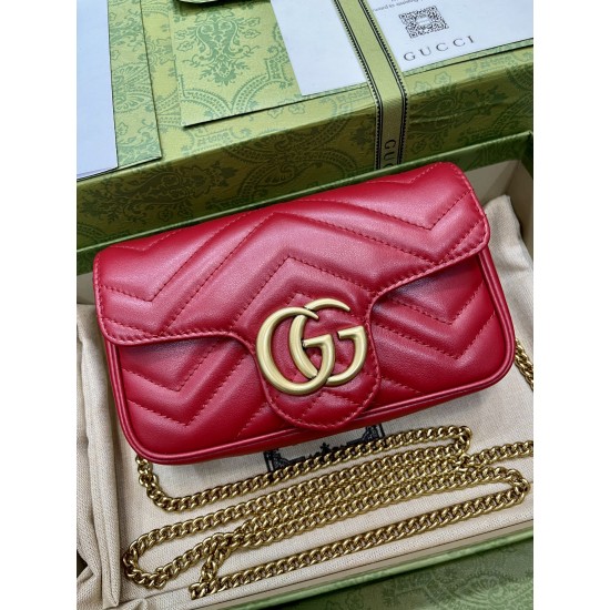 GUCCI GG MARMONT SUPER MINI BAG