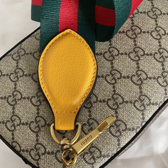 GUCCI NEO VINTAGE GG SUPREME MESSENGER BAG