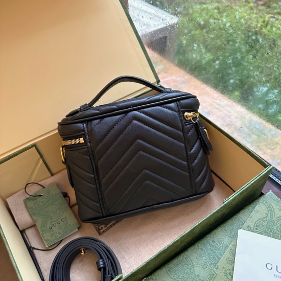 GUCCI HANDBAGS GG MARMONT BACKPACK/HANDBAG