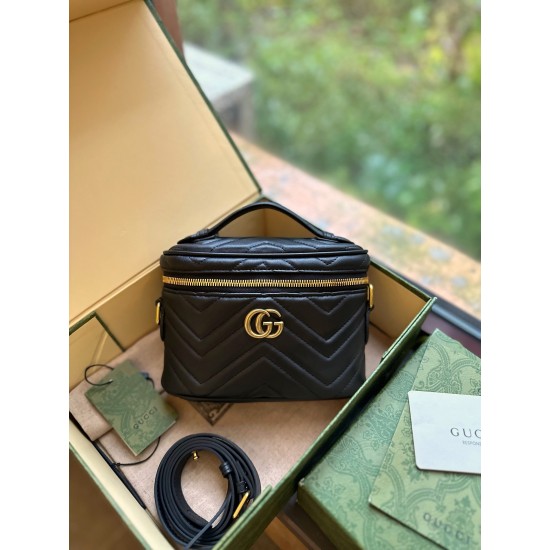 GUCCI HANDBAGS GG MARMONT BACKPACK/HANDBAG