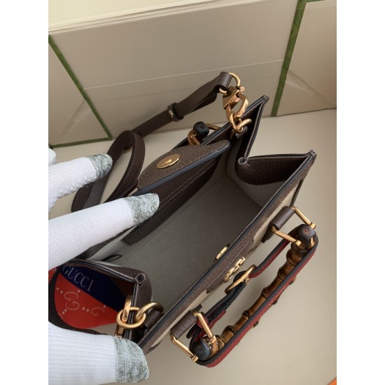 GUCCI DIANA MINI TOTE BAG