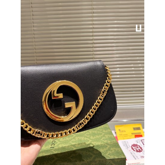 GUCCI BLONDIE SHOULDER BAG