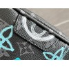 LV DISCOVERY BUMBAG GRAFFITI MULTICOLOR