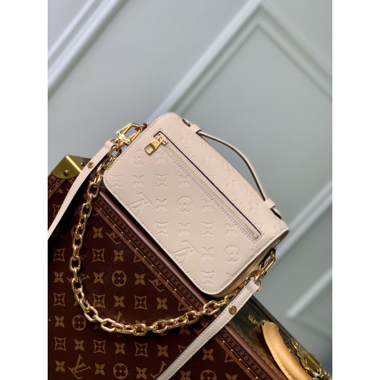 LV POCHETTE METIS EAST WEST