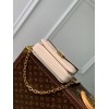 LV POCHETTE METIS EAST WEST