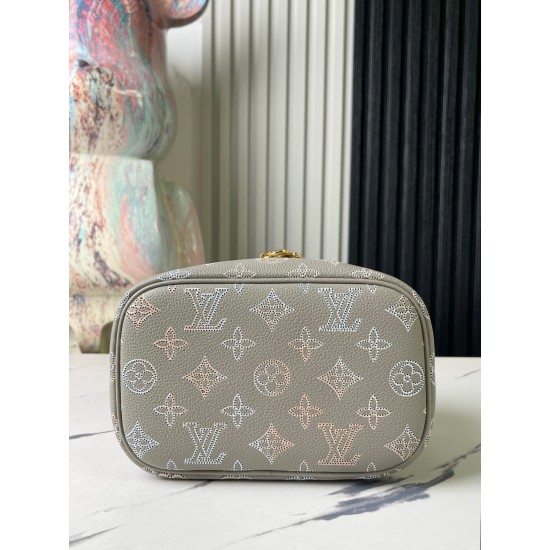 LV NICE MINI MAHINA LEATHER