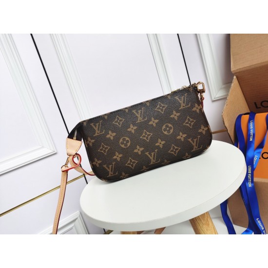 LV POCHETTE ACCESSOIRES MONOGRAM