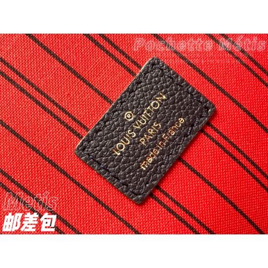 LV POCHETTE METIS