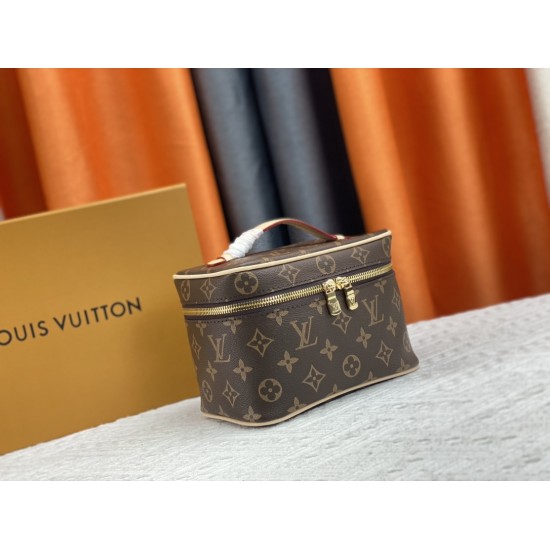 LV NICE MINI TOILETRY POUCH MONOGRAM CANVAS