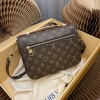 LV POCHETTE METIS MONOGRAM