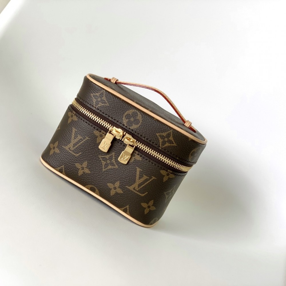 LV NICE NANO TOILETRY POUCH