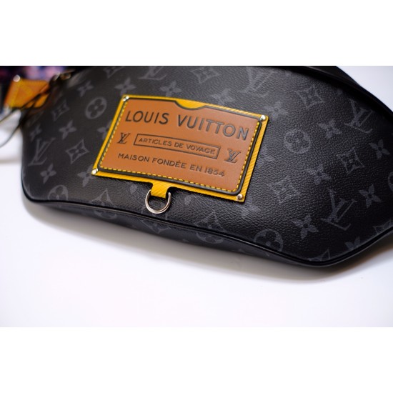 LV DISCOVERY WAIST BAG