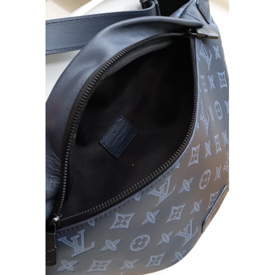 LV DISCOVERY BUMBAG PM