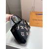 LV MONTAIGNE BB