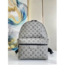 LV DISCOVERY BACKPACK