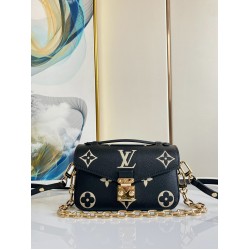 LV POCHETTE METIS EAST WEST