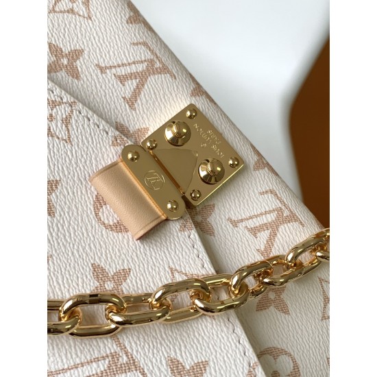 LV POCHETTE METIS EAST WEST