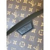 LV DISCOVERY BACKPACK